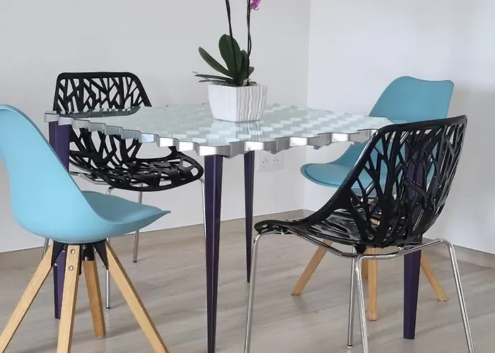 L'Obsidienne Chambres D'Hotes
